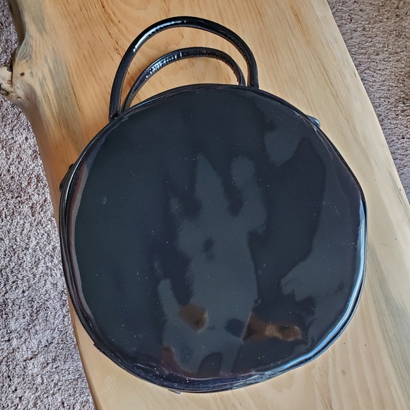 Crescent Skull Moon Crossbody Handbag - Picture 2 of 10